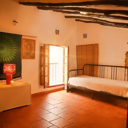Casa Amarilla Callosa de Ensarria