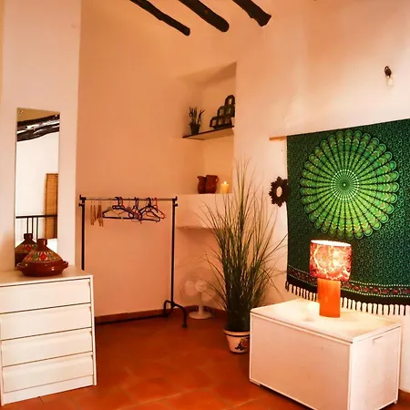 Casa Amarilla Callosa de Ensarria