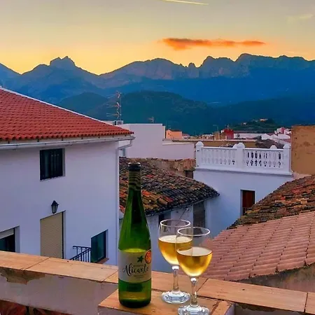 Holiday home Casa Amarilla